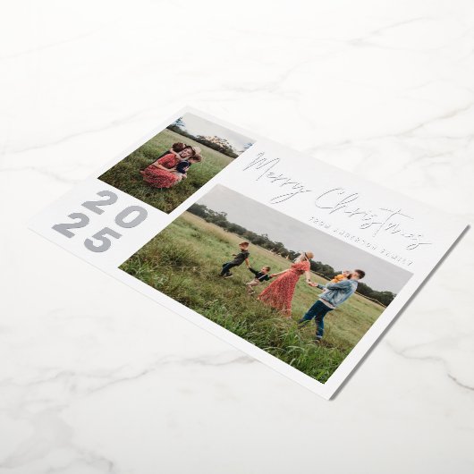 Manuscript Merry Kerstne Twee Familie Foto Zilver Folie Feestdagenkaart (Gedraaid)