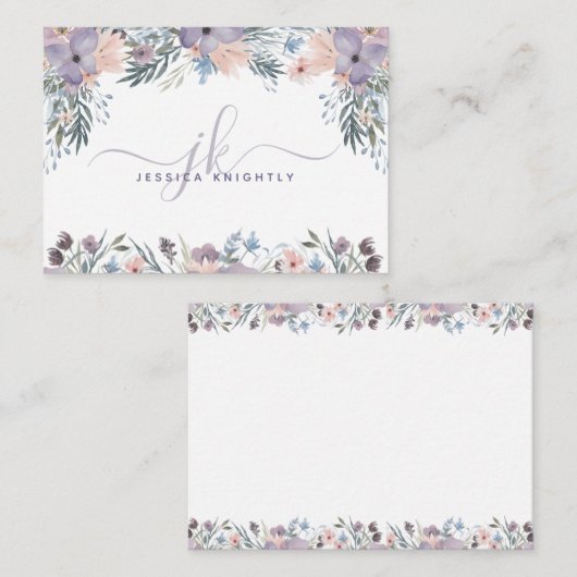 Manuscript Monogram Initialen Paarse bloemen Notitiekaartje (Voorkant / Achterkant)