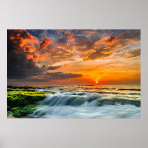 Manyar Beach op zonsopgang Poster