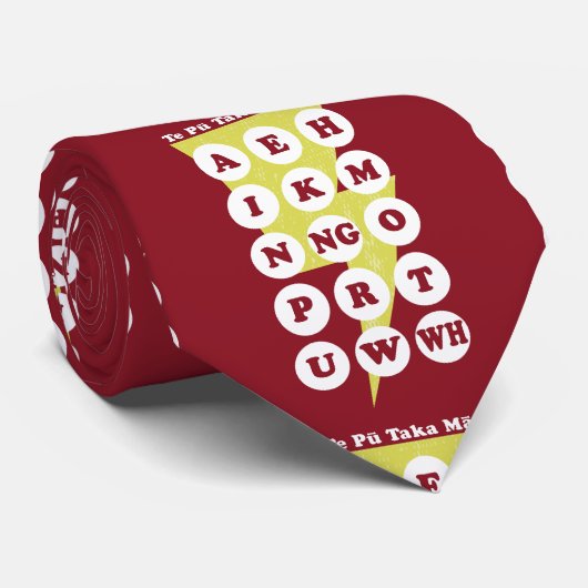 Maori Alphabet Learning Te Reo Stropdas (Opgerold)