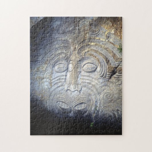 Maori Rock Carving at Mine Bay Lake Taupo Legpuzzel (Verticaal)