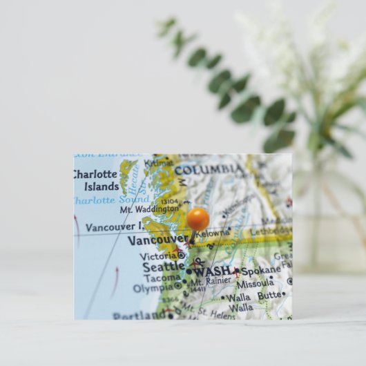 Map pin placed on Vancouver, Canada on map, Briefkaart (Staand voorkant)