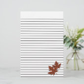 Mapelbladeren in Briefpapier met rood gespleten gl (Staand voorkant)