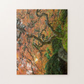 Mapelboom in de Japanse tuinen in het najaar Legpuzzel (Verticaal)