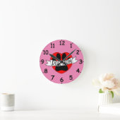 Mapenhok en rode harttekening met cijfers ronde klok (Huis)