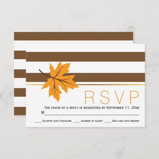 Maple bladeren en bruine strepen vallen bruiloft R RSVP Kaartje (Voorkant / Achterkant)
