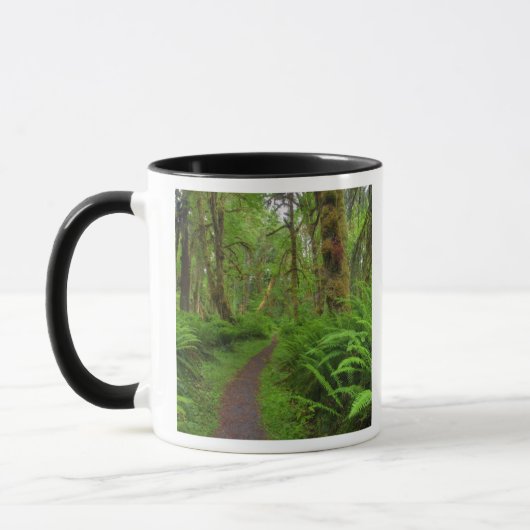 Maple Glade-pad, bedekt met varens en mos Mok (Links)