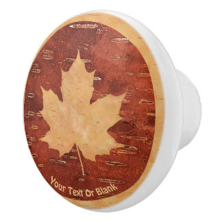 Maple Leaf on Inner Birch Bark Keramische Knop