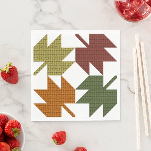 Maple Leaf Quilt Pattern Design 1 Servet (Insitu)