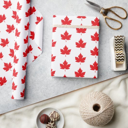 Maple Leaf Rood en Wit Cadeaupapier