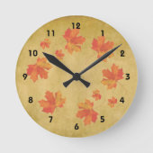 Maple Leaves Wall Clock Ronde Klok (Voorkant)