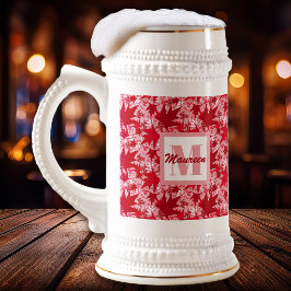Maple lekt op een roze achtergrond bierpul