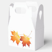 Maple Paar op een Gable Favor Box Bedankdoosjes (Geopend)