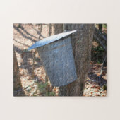 Maple Sugar Sap Bucket on Tree Natuur Legpuzzel (Horizontaal)