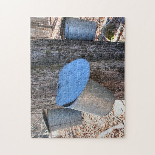 Maple Sugar Sap Buckets on Tree Natuur Legpuzzel (Verticaal)