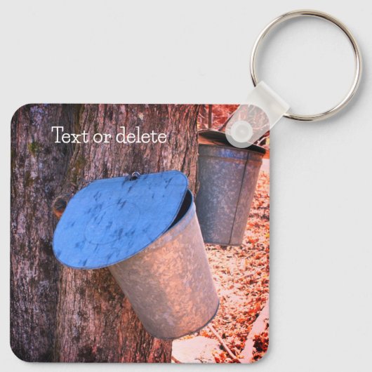 Maple Syrup Sap Buckets Natuur Gepersonaliseerd Sleutelhanger (Achterkant)