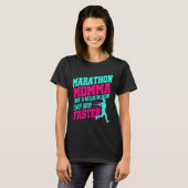 Marathon Moeder Mama Grappig Eerste Race Gift Runn T-shirt (Voorkant volledig)
