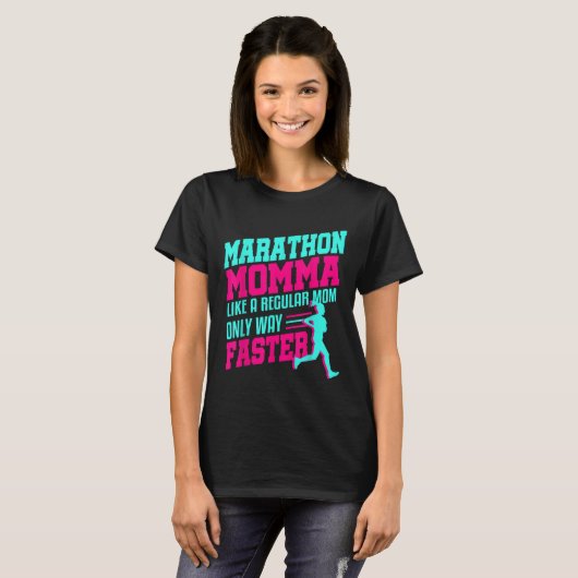 Marathon Moeder Mama Grappig Eerste Race Gift Runn T-shirt (Voorkant volledig)