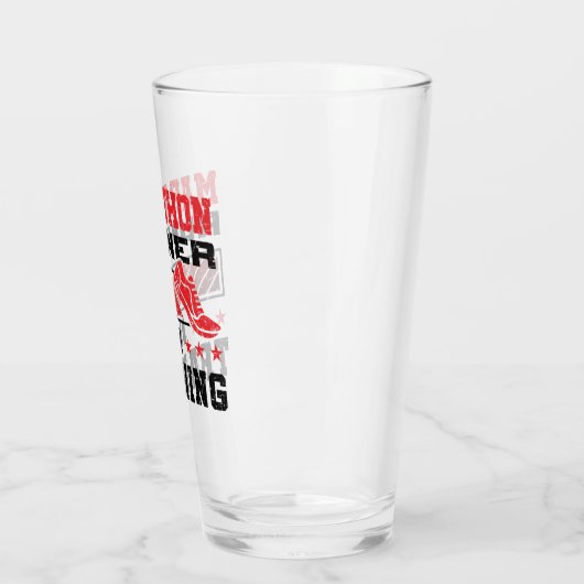 Marathonloper in opleiding glas (Links)