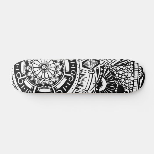 Marbke circle skateboard with bohemian style (Horizontaal)