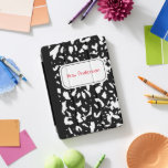 Marble Composition notebook, speciaal aangepast iPad Pro Cover<br><div class="desc">Dit iPad Smart Hoesje heeft het uiterlijk van een klassieke laptop met zwarte en witte marmersamenstelling. Het is klaar om gepersonaliseerd te worden met een naam of je eigen bericht in rode, met de hand geschreven stijlletters in het witte labelgebied aan de voorkant. Deze iPad-draagtas is een klassiek ontwerp voor...</div>
