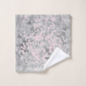 MARBLE PIXELATED GRAY SILVER PINK CUSTOEL TOWEL SE BAD HANDDOEK (Wasdoekje)