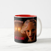 Marcelline de Stalker Mannequin! Tweekleurige Koffiemok (Voorkant rechts)