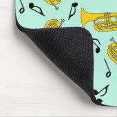 Marcherende bariton Muzieknoten Treble Clefs Muismat (Hoek)