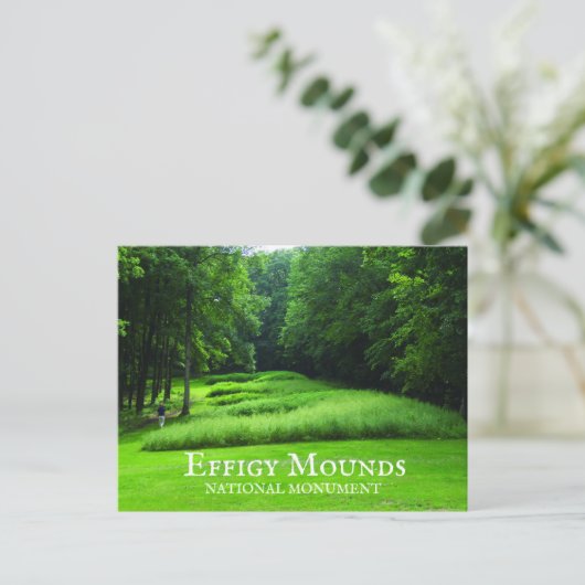 Marching Beer Mounds Group, Summer, Effigy Mounds Briefkaart (Staand voorkant)
