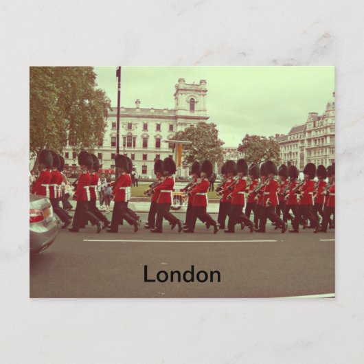 Marchingbewakers in buckingham palace briefkaart (Voorkant)