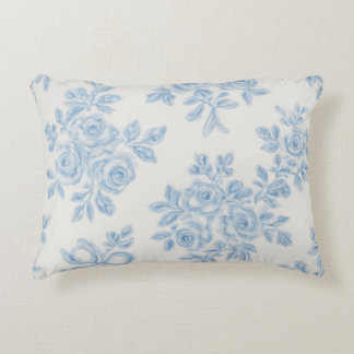 Marcie and Lour Blue Floral Accent Kussen