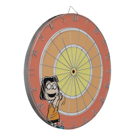 Marcie Clapping Dartbord (Voorkant Links)
