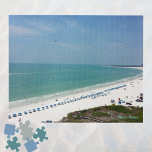Marco Island Florida White Sand Beach and Ocean Legpuzzel<br><div class="desc">Deze prachtige puzzel van de puzzel bevat een foto-afbeelding van een verbluffend strand van Marco Island, zoals te zien is in het luxueuze Crystal Shores Resort. Dit mousserende gem bevindt zich op de zuidwestelijke punt van de Golfkust van Florida. Marco Island is het grootste eiland in de keten van Florida,...</div>