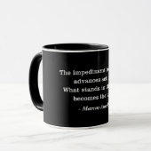 Marcus Aurelius Impediment Stoic Quote T-shirt Mok (Voorkant links)