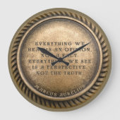 Marcus Aurelius Quote Opinionated Coin Grote Klok (Voorkant)