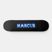 Marcus skateboard blauw vuur en vlammenontwerp (Horizontaal)