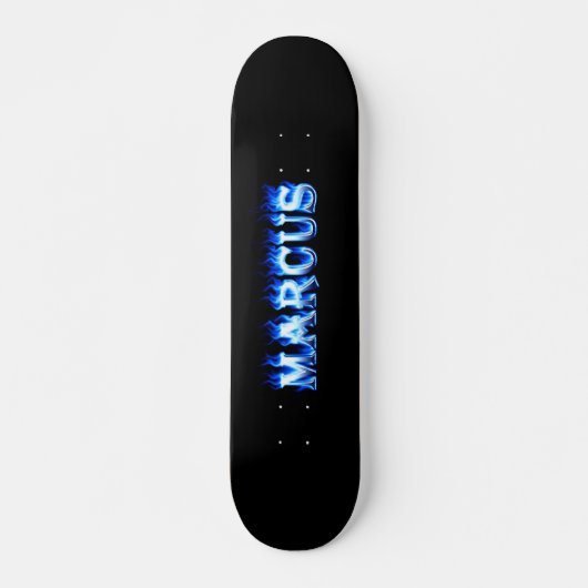 Marcus skateboard blauw vuur en vlammenontwerp (Voorkant)