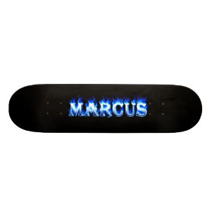 Marcus skateboard blauw vuur en vlammenontwerp