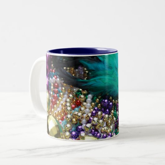 Mardi Gras Beads & Green Feather Mask Mok (Voorkant links)