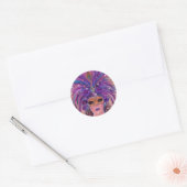 Mardi Gras fantasievrouw in masker van Renee Lavoi Ronde Sticker (Envelop)