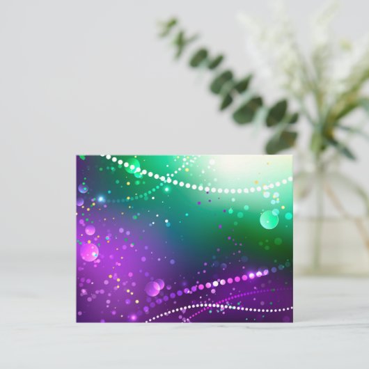 Mardi Gras Feestelijke Paarse Achtergrond RSVP Kaartje (Staand voorkant)