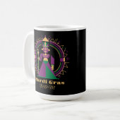 Mardi Gras Moeder 2026 Koningin Koffiemok (Voorkant links)