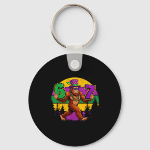 Mardi Gras Zes Zeven 6 7 Meme Bigfoot Sasquatch Bo Sleutelhanger