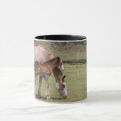 Mare & Colt in de vulkaankrater van Rano Raraku Mok (Midden)