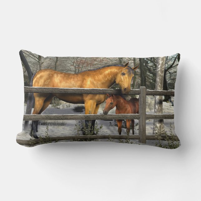 Mare en Foal in Winter Lumbar Pillow Kussen (Voorkant)