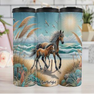Mare en Foal op het strand Thermosbeker