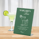 Margarita Bar Reclamebord Met Voetstuk<br><div class="desc">Dit ontwerp is voorzien van trendy vette tekst met handgetekende cocktails en een groen margarita thema.</div>