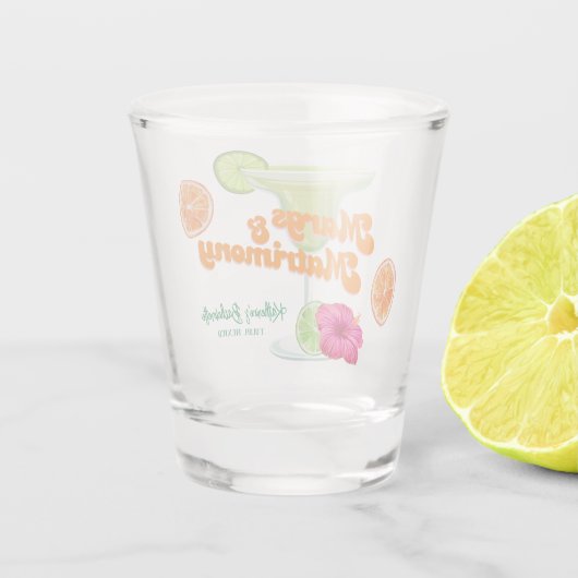 Margs And Matrimony Bachelorette-feestje  Shot Glas (Achterkant)