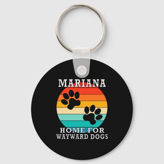Mariana Home For Wayward Dogs Family Name Premium  Sleutelhanger (Voorkant)