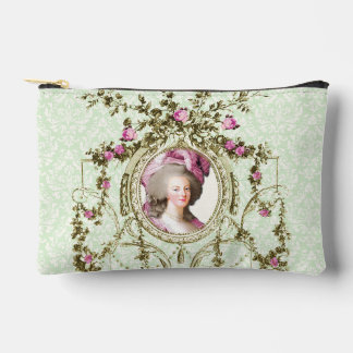 Marie Antoinette Le Brun lime pouch Etui